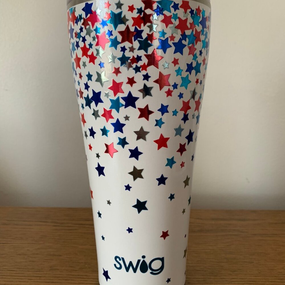 Star Spangled 32-Ounce Swig Life Tumbler/Straws